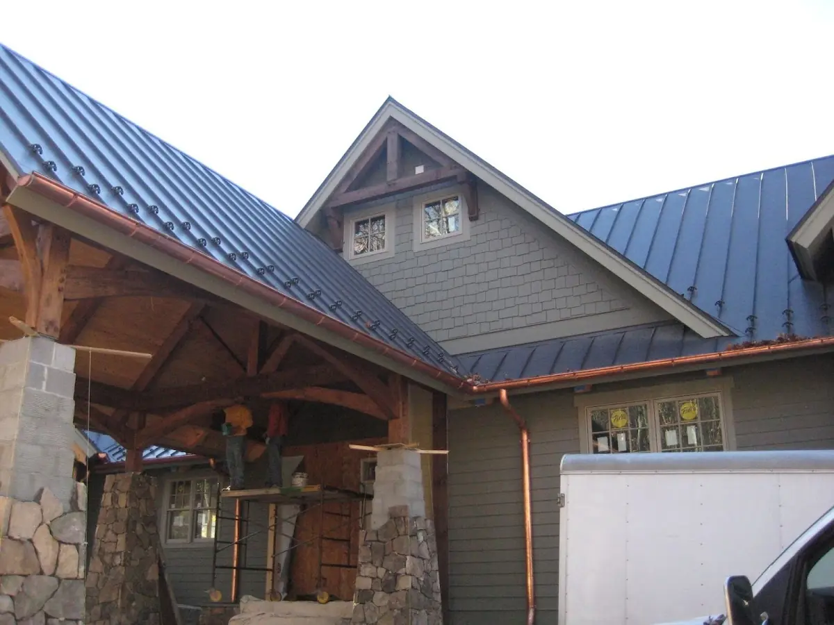 Craftsman Roofing team delivering quality roofing work in Rayne